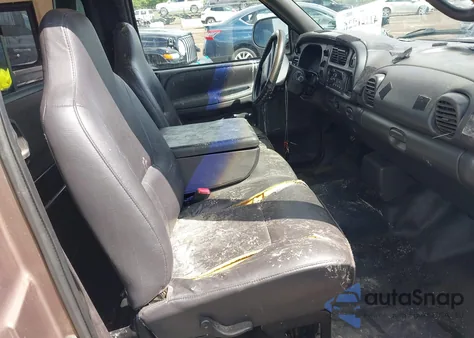 2001 Dodge Ram 1500 St/Ws из США, поврежденный, VIN 1B7HC16X11S227370